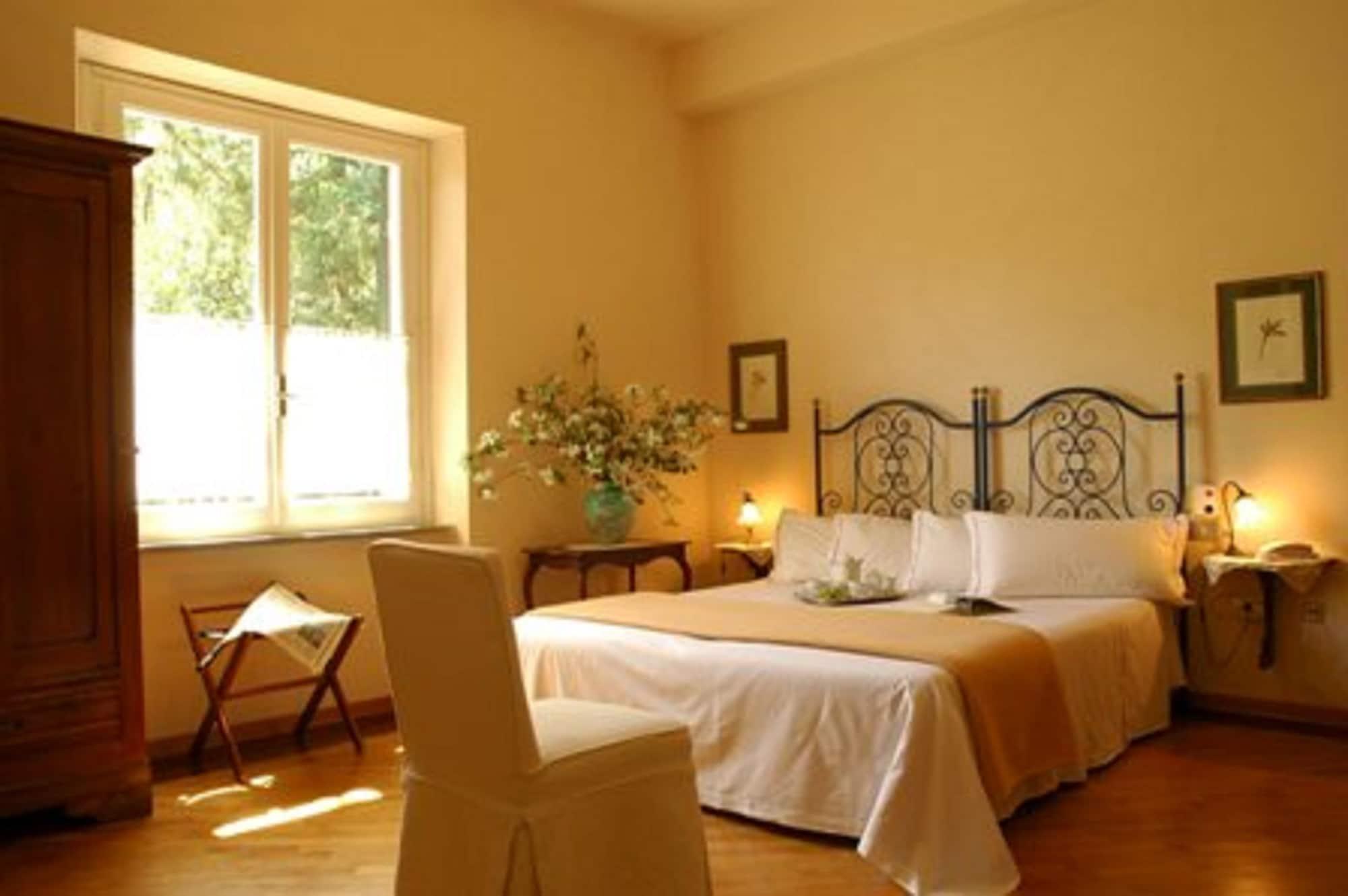 Montebelli Agriturismo&Country Hotel Caldana Esterno foto