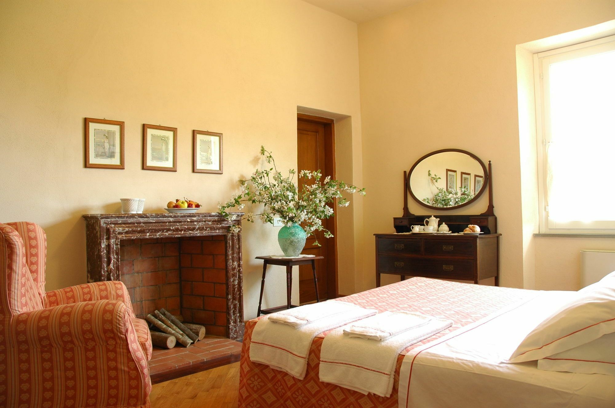 Montebelli Agriturismo&Country Hotel Caldana Esterno foto